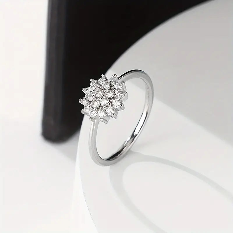 zirconia Flower Ring Monochrome Exquisite Finger Ring Luxury Style Wedding Engagement Ring Jewelry For Women